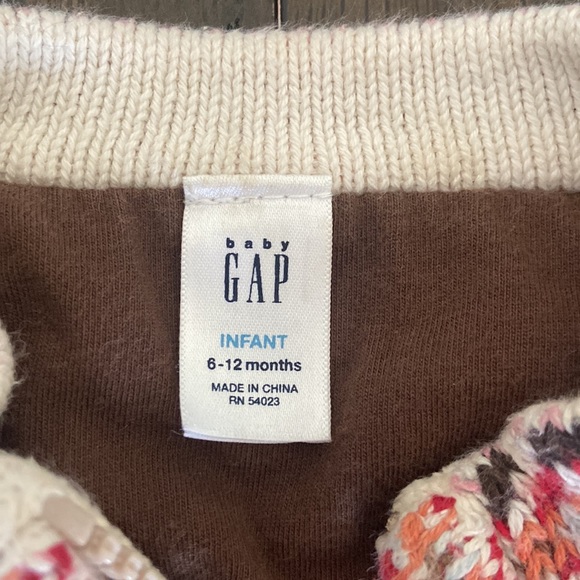Baby gap zip up sweater 💕 EUC 6-12 months - Picture 6 of 12
